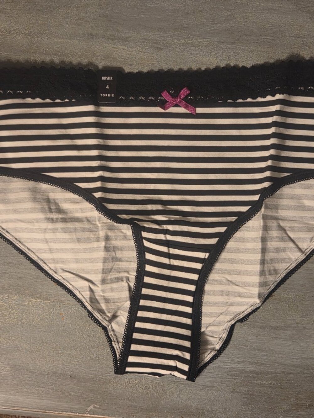 Torrid Hipster Panties Plus Size 4 NWT Black & White Stripes with Lace